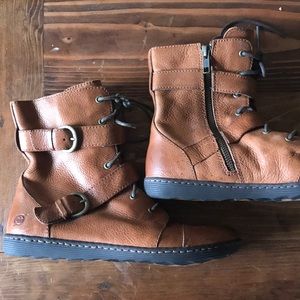 Born boots